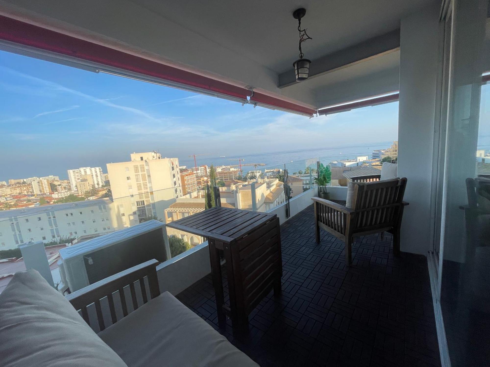 Apartamento En Urbanizacion Con Fantasticas Vistas Daire Benalmádena Dış mekan fotoğraf